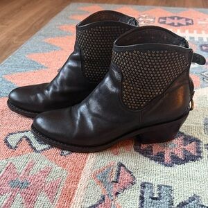 Fiorentini + Baker black ankle boots 8.5/39